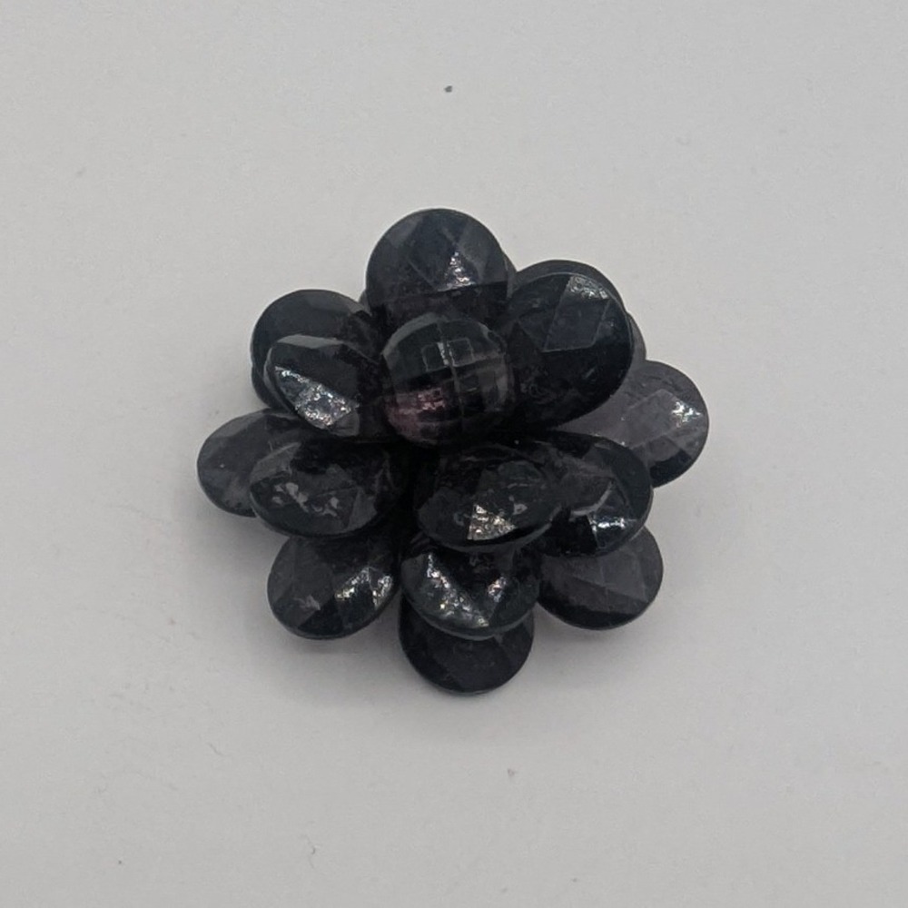 Vintage Style Smoky Grey Faceted Bead Floral Cluster Brooch‎ Pin Black 1.5 Inch